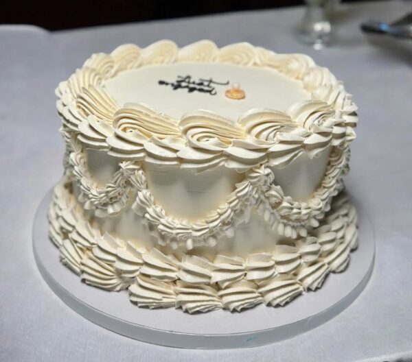 The Elegant Edition Vintage Cake